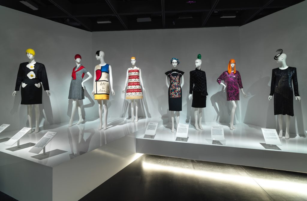 نمایشگاه طراحی لباس موزه هنر متروپولیتن